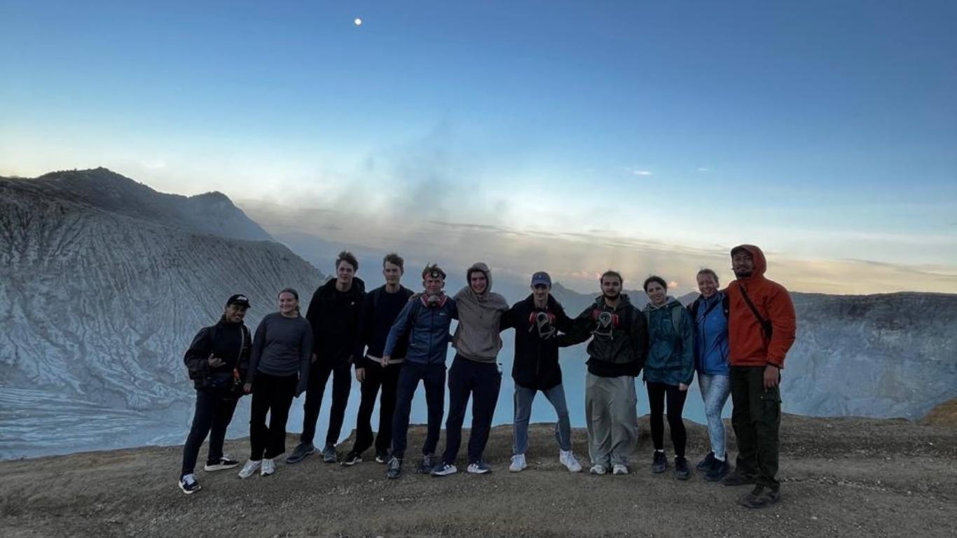 How to Travel Yogyakarta to Bali 5 Days on the Cheap