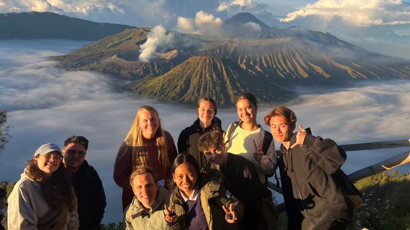Mount Bromo Sunrise Viewpoint 2026: Penanjakan Still The Best Spot